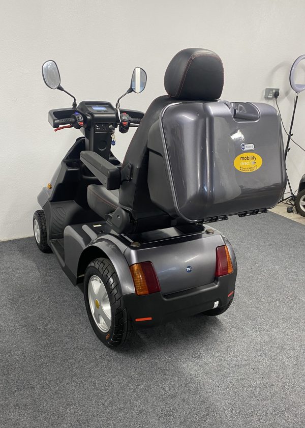 TGA Breeze S4