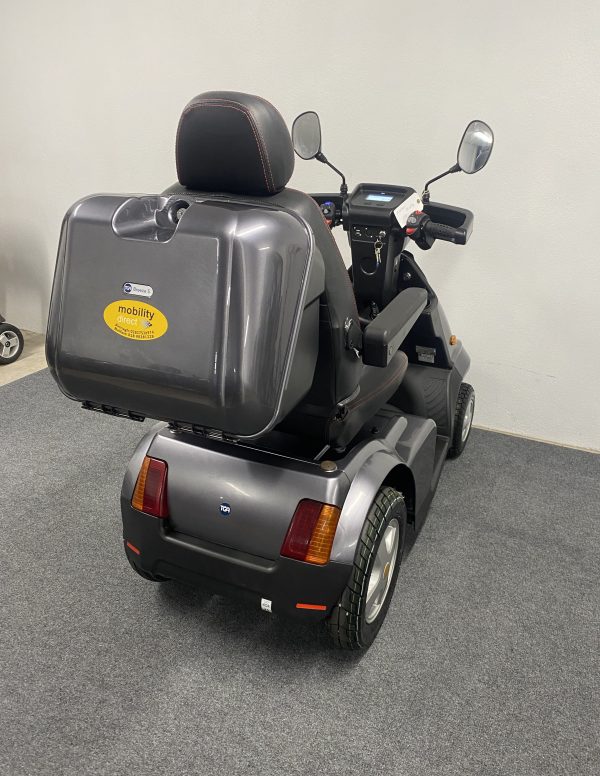 TGA Breeze S4